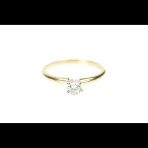 14K 0.21Ct Diamond Solitaire Classic Ring, SZ 6.25